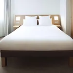 Novotel Lausanne Bussigny 4*