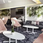 Novotel Lausanne Bussigny Отель 4*