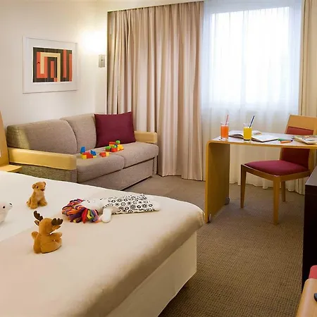 Novotel Lausanne Bussigny Hotel