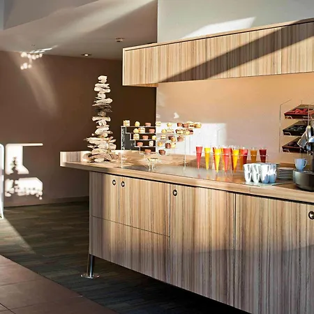 Novotel Lausanne Bussigny Криссье