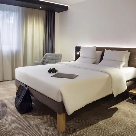 Hotel Novotel Lausanne Bussigny 4*