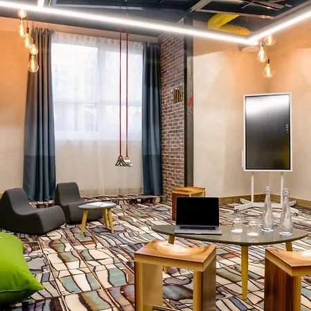 Отель Novotel Lausanne Bussigny 4*
