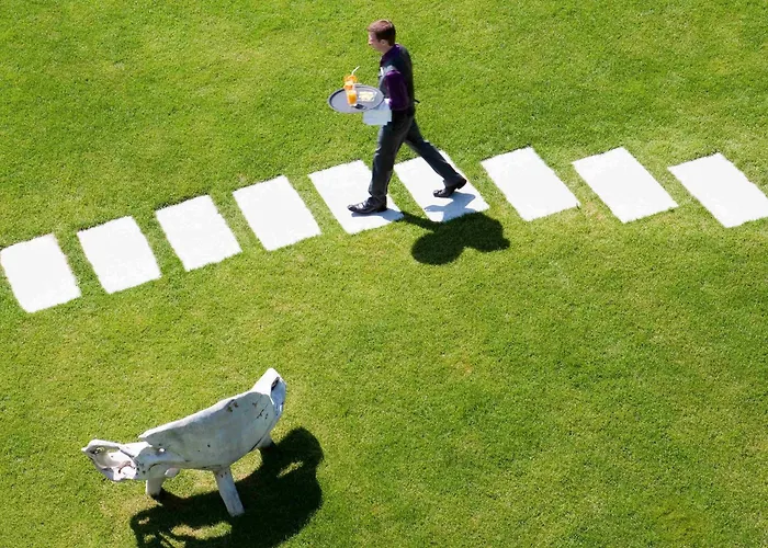 نوفوتيل لوزان بوسيني 4*