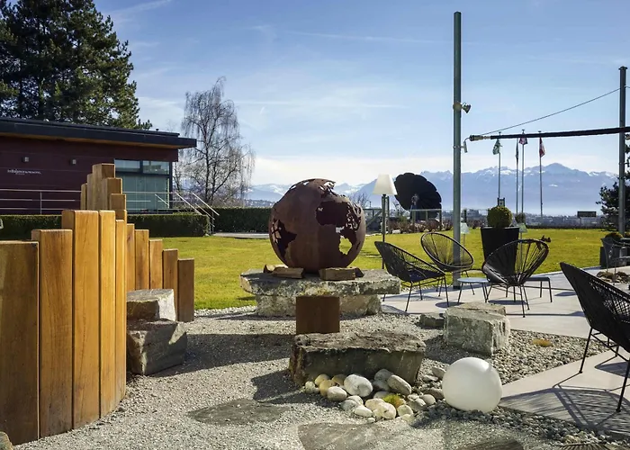 نوفوتيل لوزان بوسيني